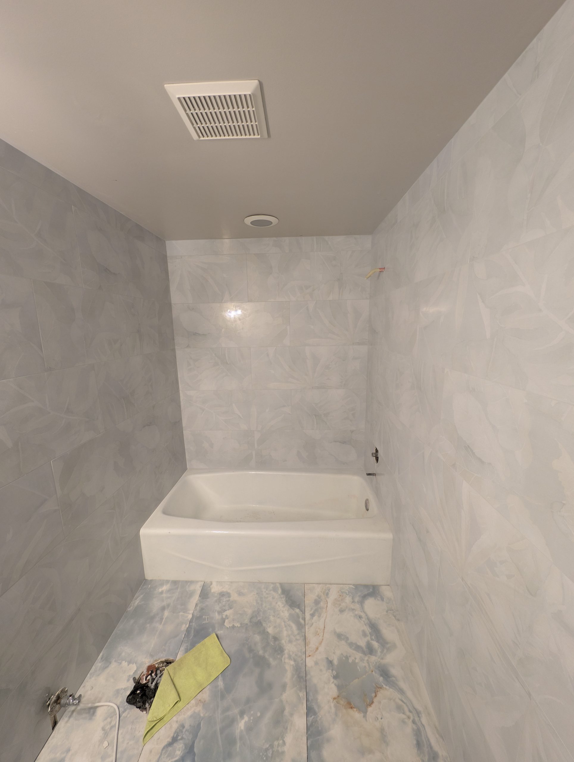 Blue-Onyx-Look-Porcelain-Tile-Bathroom