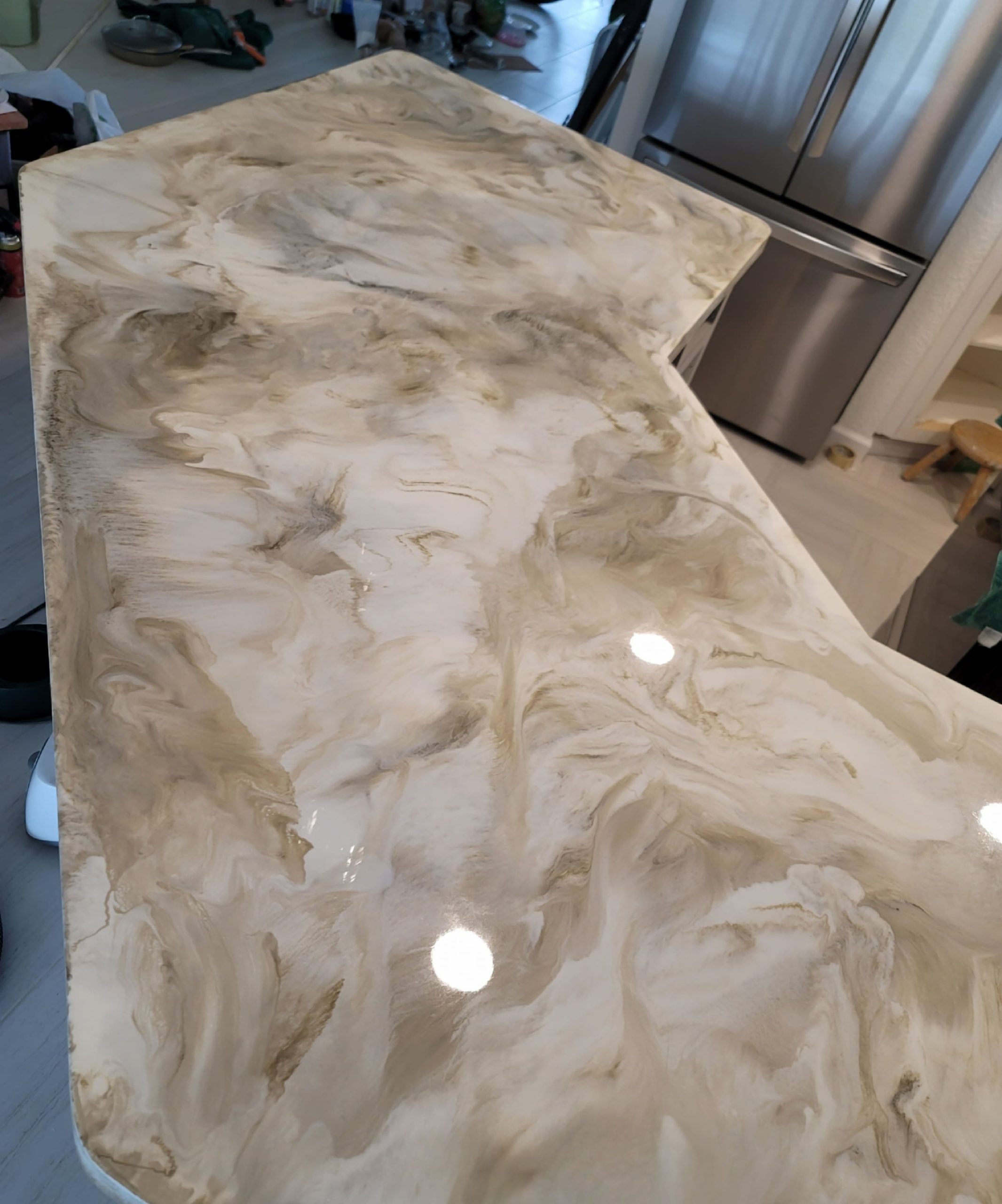 Epoxy-Countertop-White-Marble-Gold-Veins-Design