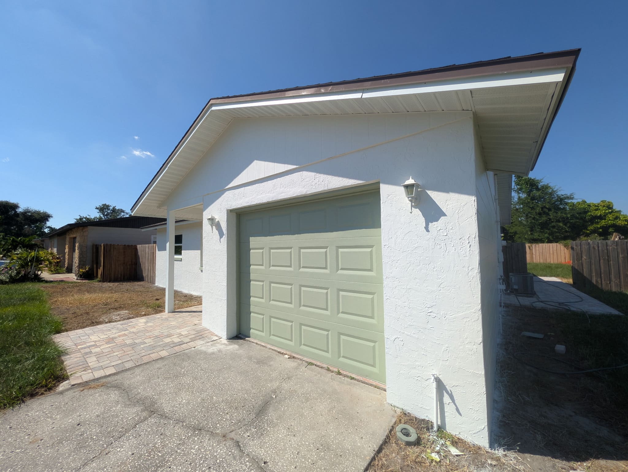 Garage-Door-Painting-Sage-Green-Color-Ideas