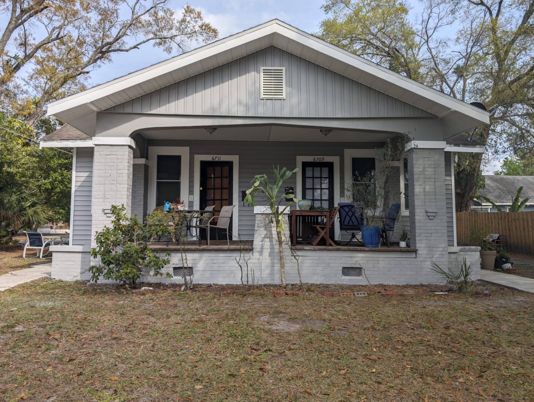 Grey-Bungalow-Exterior-Painting-White-Brick-Columns