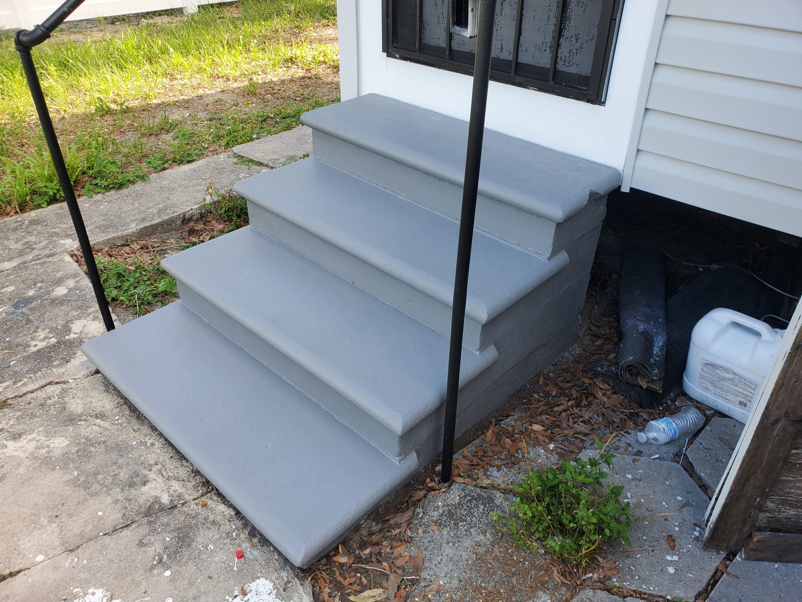 Painted-Concrete-Steps-After-Photo-Grey-Finish