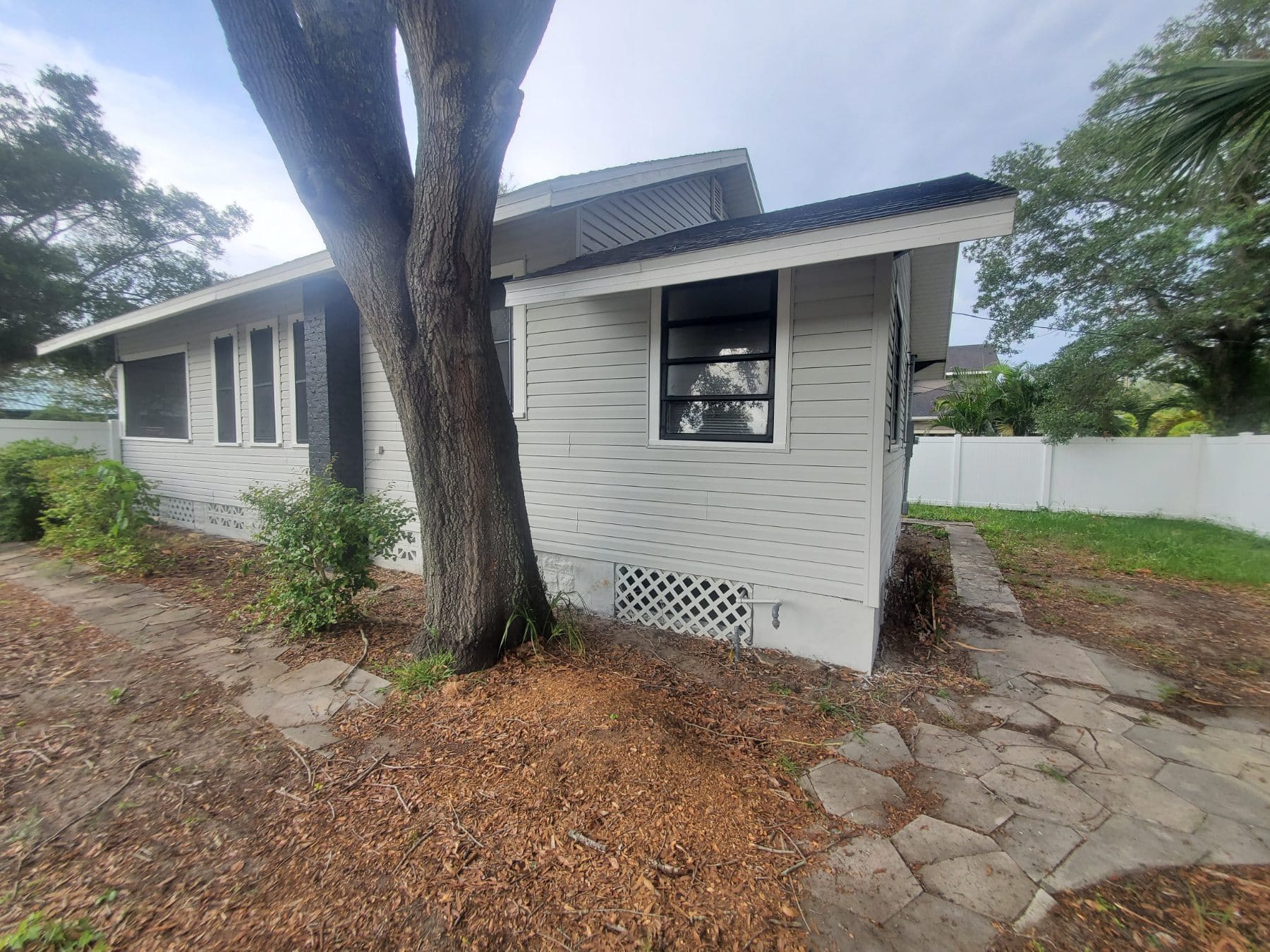 White-Siding-Black-Window-Trim-Exterior-Design